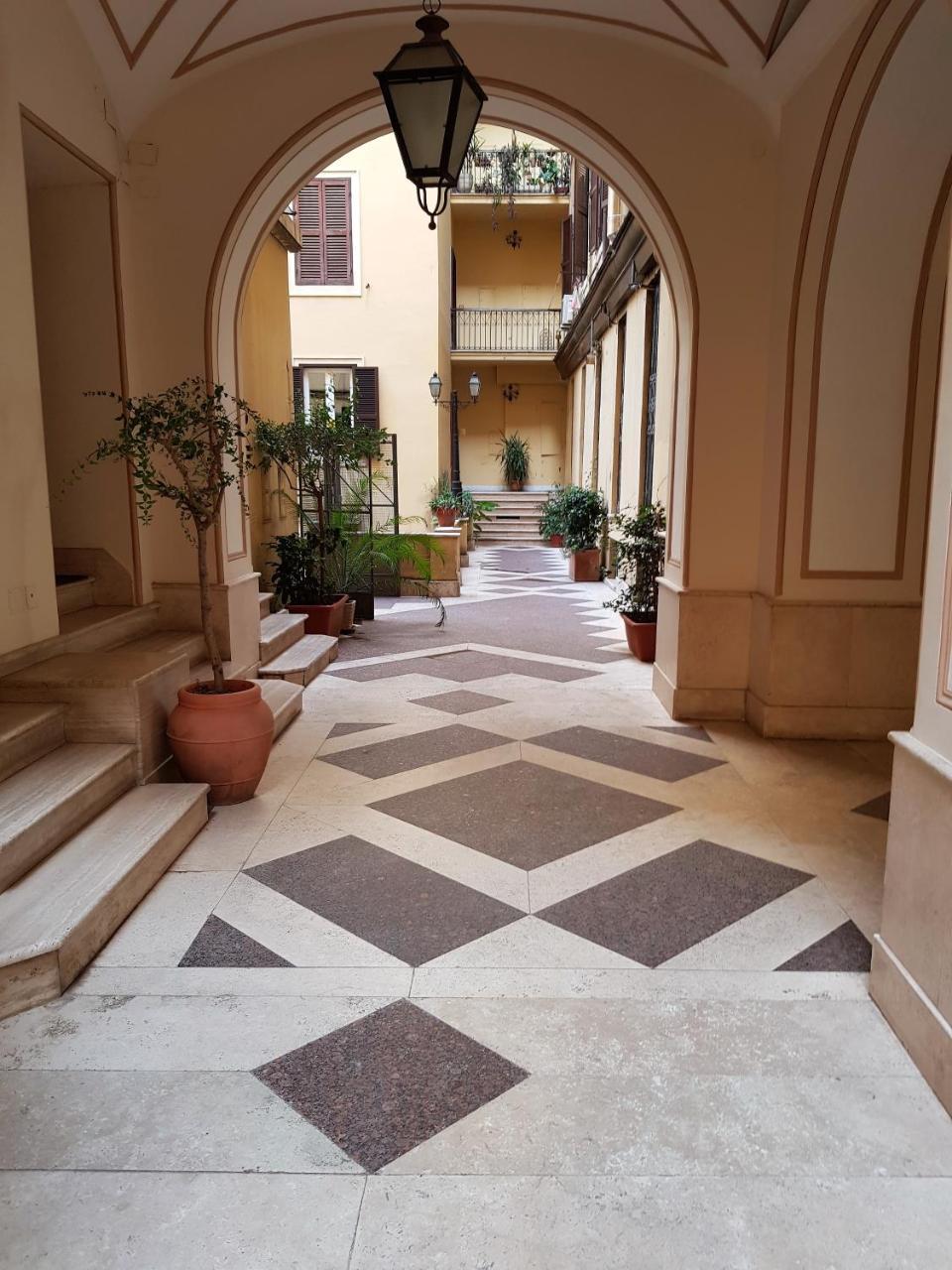 Eighty Four Luxury Rooms Rome Exterior photo